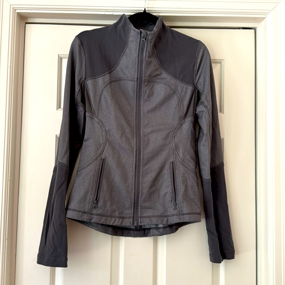 Lululemon gray zip up jacket